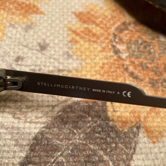 Stella McCartney Sunglasses - Picture 5 of 5
